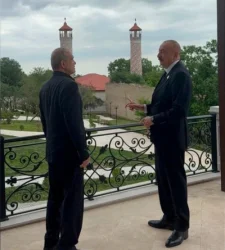 Ալիևը Իրանի նախագահին ցույց է տվել «հայերի կողմից մզկիթների ոչնչացման հետևանքները»