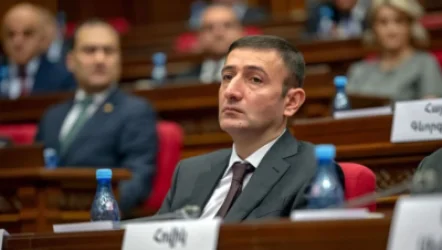 ՔՊ պատգամավորներից շատերը գիշերը ժամը 4-5-ն ընկած հատվածում զանգեր են ստանում. Թունյան