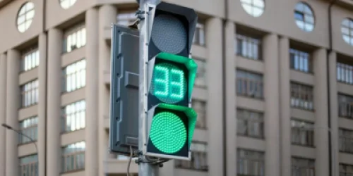 Հետիոտնի կանչով լուսացույց՝ Երևանի Աբովյան-Բուզանդի փողոցներում