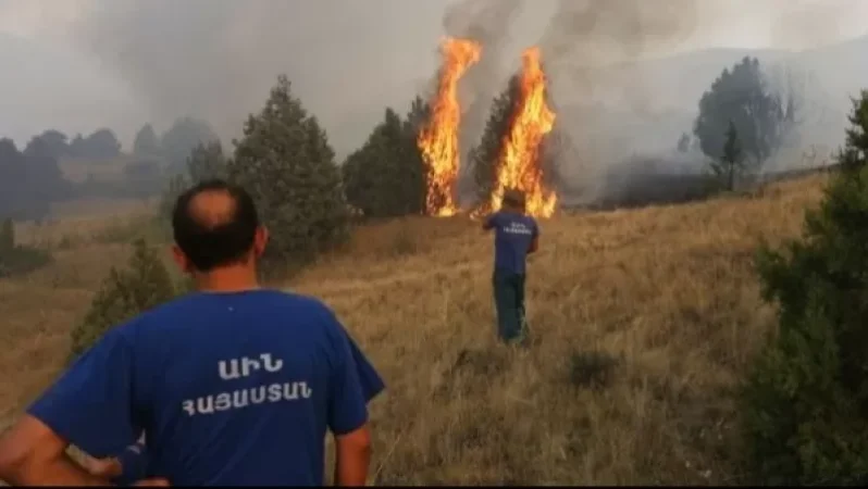 Ամերիկյան փողոցում այրվել է մոտ 15 հա խոտածածկույթ