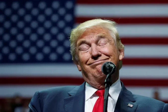 Ամերիկան մեռած երկիր էր՝ ծախու քաղաքական գործիչների պատճառով, իսկ հիմա շատ հարուստ է․ Թրամփ