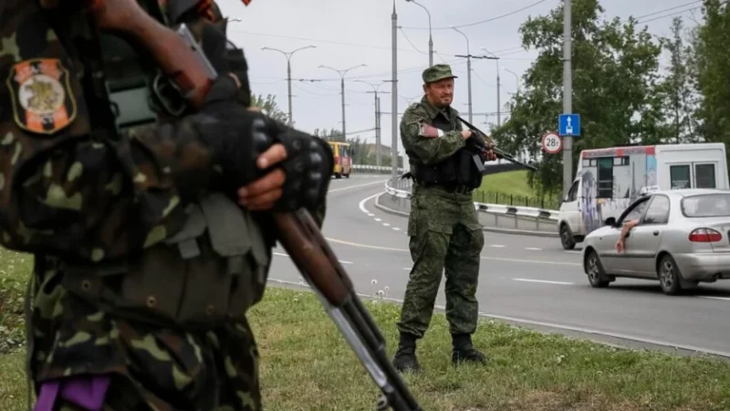 Հազարավոր բնակիչներ լքում են Դոնեցկը