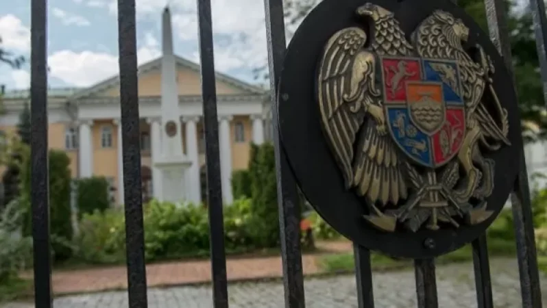 Քաղաքացիներին փորձում են մոլորեցնել․ ՌԴ-ում Հայաստանի դեսպանությունը զգուշացնում է