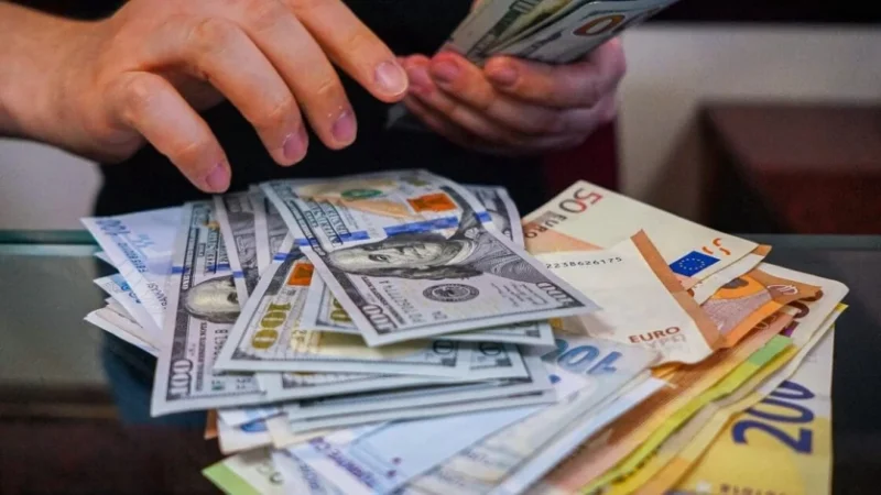 Ռուբլին թանկացել է, դոլարը՝ էժանացել․ փոխարժեքը՝ այսօր