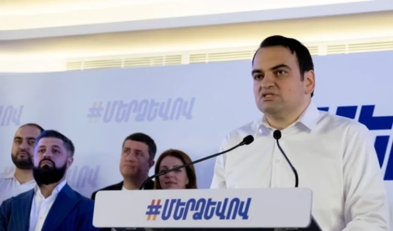 «Մեր ձևով» շարժումը դատապարտում է հոգևորականների կալանավորումը