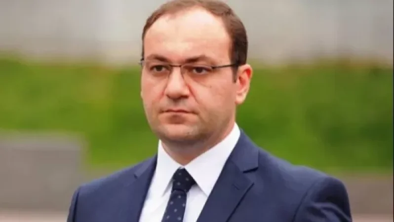 Պետական պաշտոնյաների կողմից սահմանադրական կանոնի խախտումներ են նկատվում. Արսեն Բաբայան