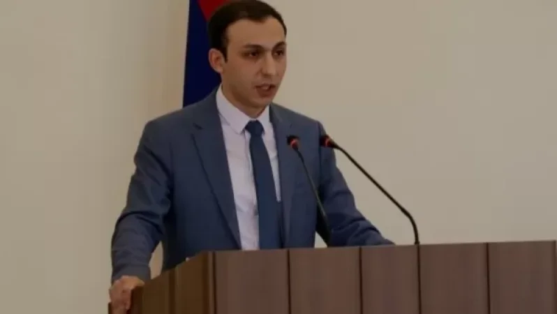 Ադրբեջանը հայկական գերեզմանաքարերն օգտագործում է որպես շինանյութ ճանապարհ կառուցելու համար. ԱՀ ՄԻՊ