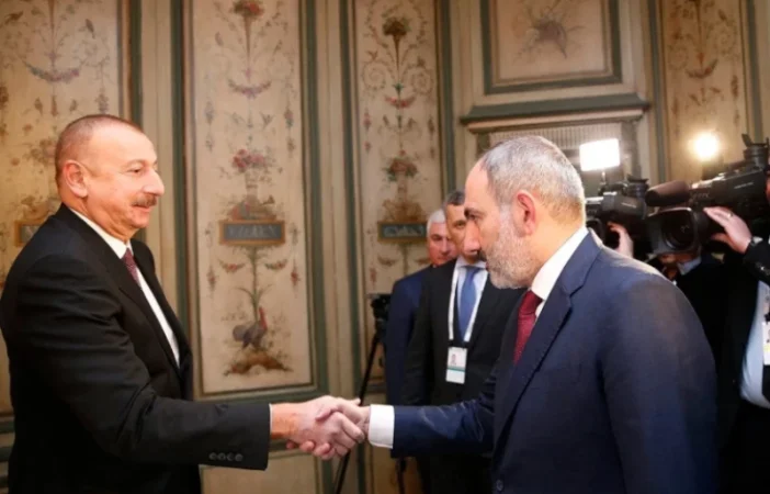 Հայաստանը խաղաղության պայմանագիր կկնքի Ադրբեջանի հետ, որից հետո կգլխավորի ԵԱՏՄ-ն․ Коммерсант