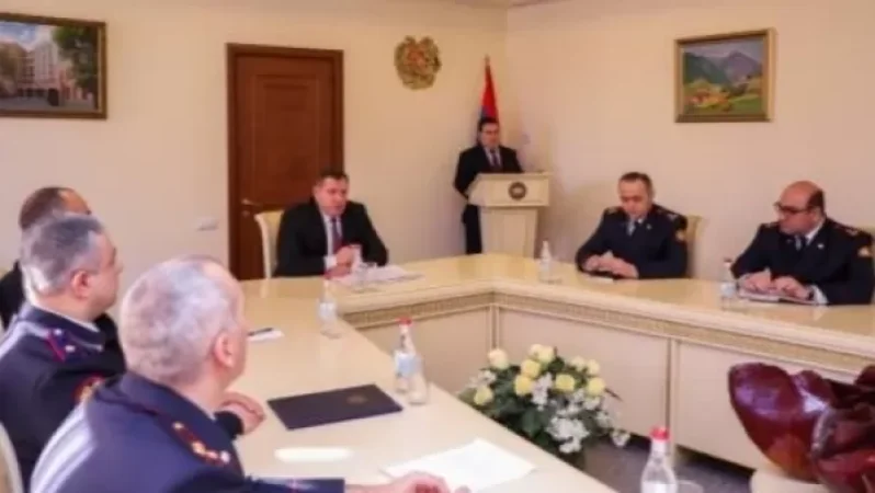 ՀՀ ԶՈւ-ում ինքնասպանությունների դեպքերով ՔԿ նախագահը խորհրդակցություն է անցկացրել