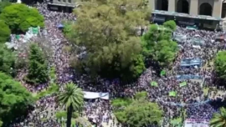 ՏԵՍԱՆՅՈՒԹ․ Զանգվածային ցույց՝ Բուենոս Այրեսում․ մասնակցներին մինչև վեց տարվա ազատազրկում կսպառնա