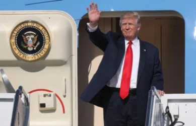 Թրամփի ինքնաթիռը խուսափել է ուղևորատար ինքնաթիռի հետ բախումից