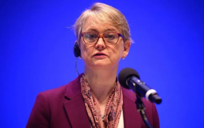 Մեծ Բրիտանիան խոստացել է խոցել ռուսական ինքնաթիռները