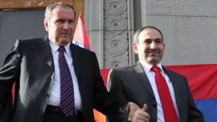 Իմ կողքն այնքան մարդ էր կանգնած. Նիկոլն էլ լավ աշխատեց.  Լևոն Տեր–Պետրոսյան