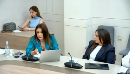 Կարողացեք ցույց տալ` ժողովուրդը ձեր կողքին է կանգնել. Արուսյակ Ջուլհակյան