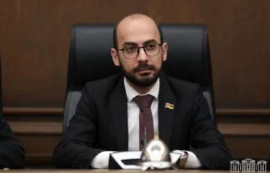 Ինչ է լինում, երբ վերադառնում են քոչարյանականների ու սերժականների ծնունդ Վարդանիկի նման կերպարները. Արթուր Հովհաննիսյան