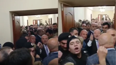 Վարդան Ղուկասյանը դուրս եկավ իր աշխատասենյակից. մանրամասներ