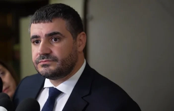 37 թիվն է, չեն թողնում մարդ հանգիստ կաշառք վերցնի. Եղոյանը` Ղուկասյանին