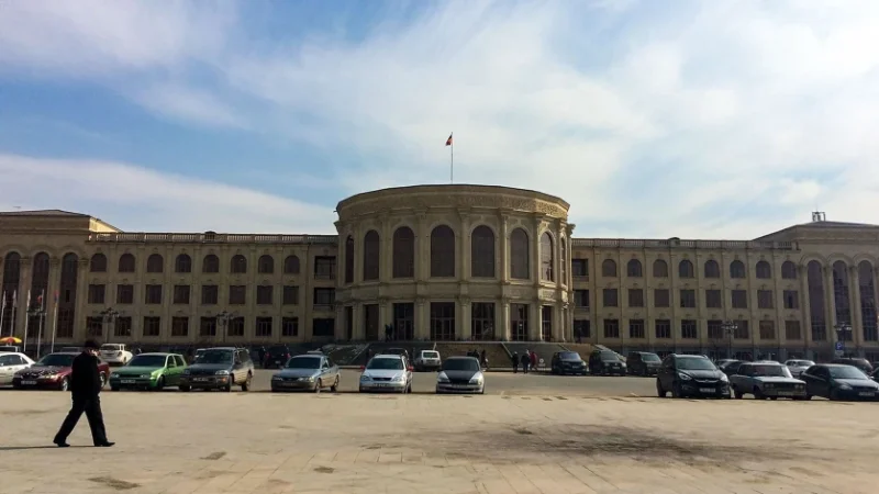 Գյումրիի քաղաքապետարանը վաղվանից գործադուլ է հայտարարում