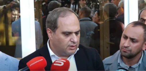 Միքայել սրբազանին  մինչև ընտրություններ կպահեն փակի տակ. Արա Զոհրաբյան