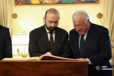 Փարիզում քննարկվել է հայ-ֆրանսիական ռազմավարական գործընկերությունը