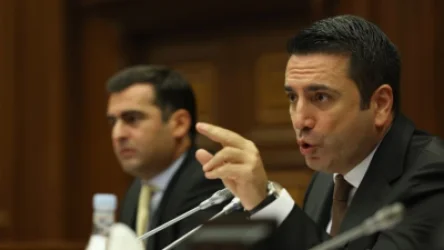 Ով քաղաքական գնահատական է տալիս, պոլին են պառկացնում․ բա դուք ինչի՞ պոլին պառկած չեք․ Սիմոնյանը՝ ընդդիմադիր պատգամավորին