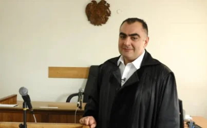 Դավիթ Հարությունյանը պահանջում է վերականգնել դատավորի պաշտոնը