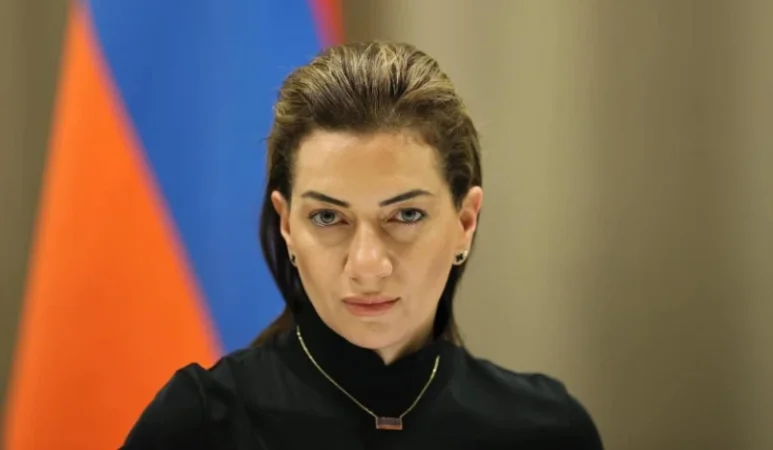 Աննա Հակոբյանը ֆեյսբուքյան իր էջում Կոնֆուցիոսից մեջբերում է արել