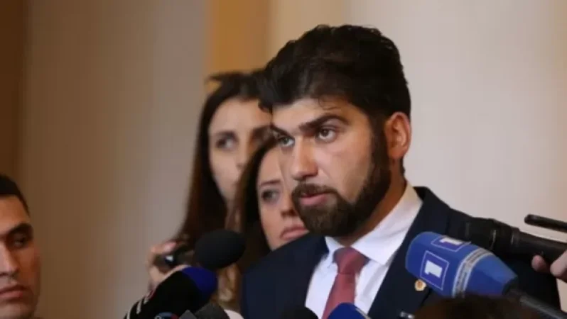 Մնացականյանի պատասխանն իմ մասին հարցին անընդունելի սխալ էր. Սանասարյան