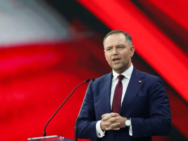 Լեհաստանի նախագահը հրաժարվել է հանդիպել Օրբանի հետ Պուտինի պատճառով