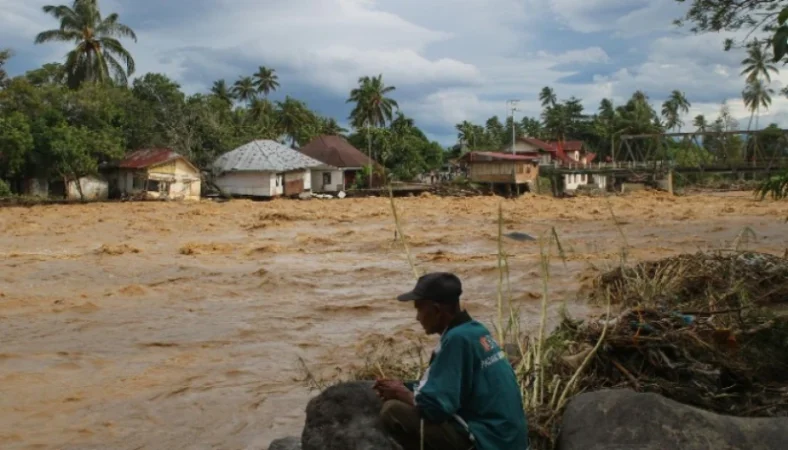 Ինդոնեզիայում ջրհեղեղների և սողանքների զոհերի թիվը գերազանցել է 400-ը․ մանրամասներ