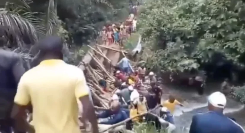 Կոնգոյում 2 մլն դոլար արժողությամբ նոր փայտե կամուրջը փլուզվել է հանդիսավոր բացման ժամանակ