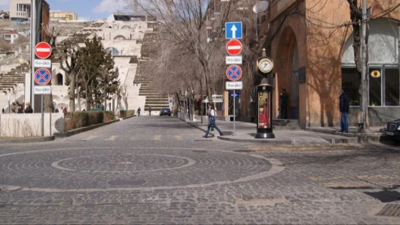 Երևանի Իսահակյան և Թամանյան փողոցների խաչմերուկում կկատարվի երթևեկության կազմակերպման փոփոխություն
