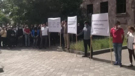 Դատարանում Պատրոն Դավոյի բողոքի քննություն է․ դրոսում վերջինիս աջակիցները արդարություն են պահանջում