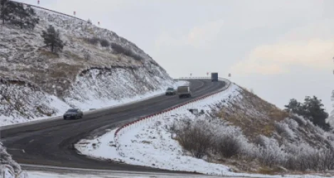 «Մեղրու սար» կոչվող հատվածում, Ամասիայի տարածաշրջանում և Դիլիջանում տեղում է ձյուն