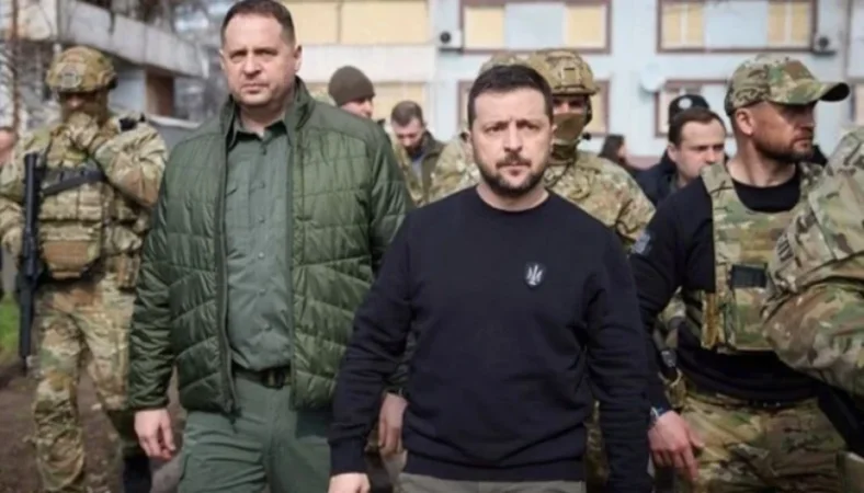 Զելենսկիի և Երմակի կեղծ անձնագրեր, միլիարդավոր դոլարների հաշիվներ. ինչ է հայտնավերվել