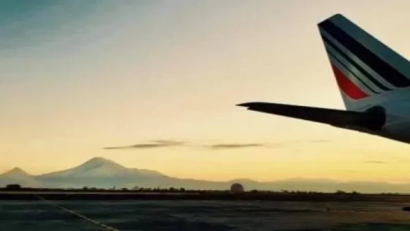 Ֆրանսիան ԼՂ-ին շարժական բուժկետ, մարդասիրական բեռներ և գումար կտրամադրի.Ջոնաթան Լաքոթ