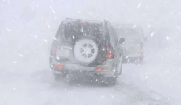 Սաստիկ բուք է․ կան անանցանելի ավտոճանապարհներ․ մանրամասներ