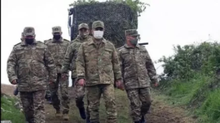 Ադրբեջանի պաշտպանության նախարարն այցելել է ԼՂ և ծանոթացել է ՀՕՊ ստորաբաժանման աշխատանքին