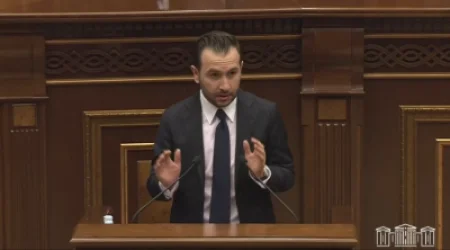 Կտրիճ Ներսիսյանը Սուրբ Գեղարդից մի մաս նվիրել է այլ պետության ներկայացուցչի․ Կոնջորյան