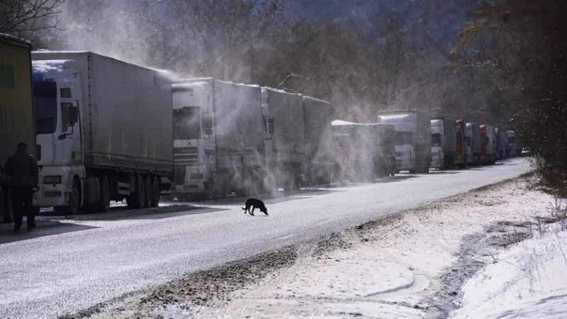 Վրաց-հայաստանյան սահմանը փակ է բեռնատարների համար