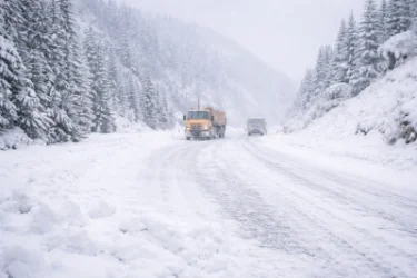 Մի շարք ավտոճանապարհներ փակ են բքի պատճառով