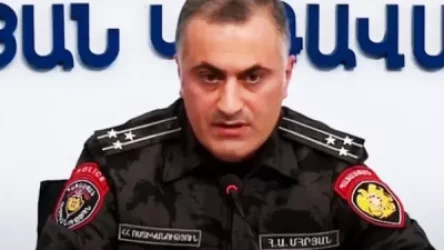 ՔՊ-ականները՝ Հակոբ Արշակյանի գլխավորությամբ, ներխուժել են Հայկ Մհրյանի աշխատասենյակ. նա գիշերը հրաժարականի դիմում է ներկայացրել. «Ժողովուրդ»