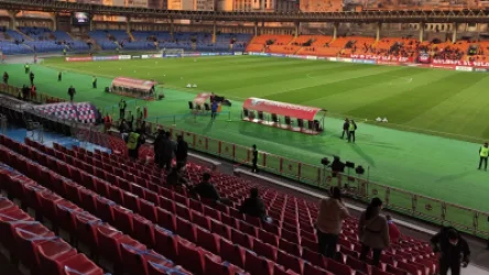 «Հանրապետական» մարզադաշտի մոտ 2 երիտասարդ վիճել են անվտանգության աշխատակցի հետ