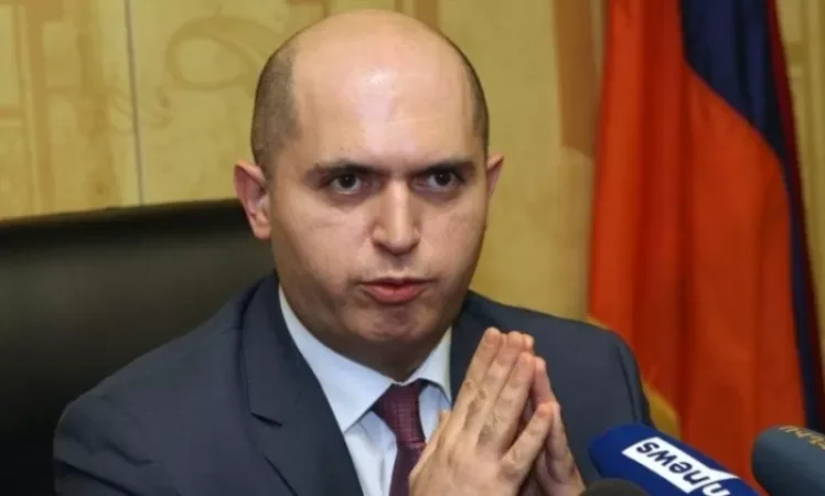 Վիգենին հաջողվեց Նիկոլին հանել հավասարակշռությունից․ Աշոտյան