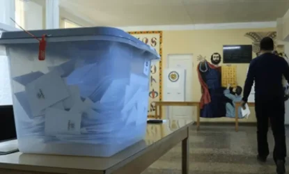 Ընտրատեղամասը հոսանքազրկված է, Ծառուկյան դաշինքի անդամն էլ խմած