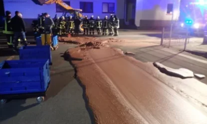 Շոկոլադե քաոս՝ Գերմանիայում․ 1 տոննա շոկոլադը ողողել է փողոցը