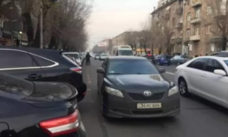 Սկանդալային միջադեպ ՀՔԾ քննիչի մասնակցությամբ. «Հրապարակ»