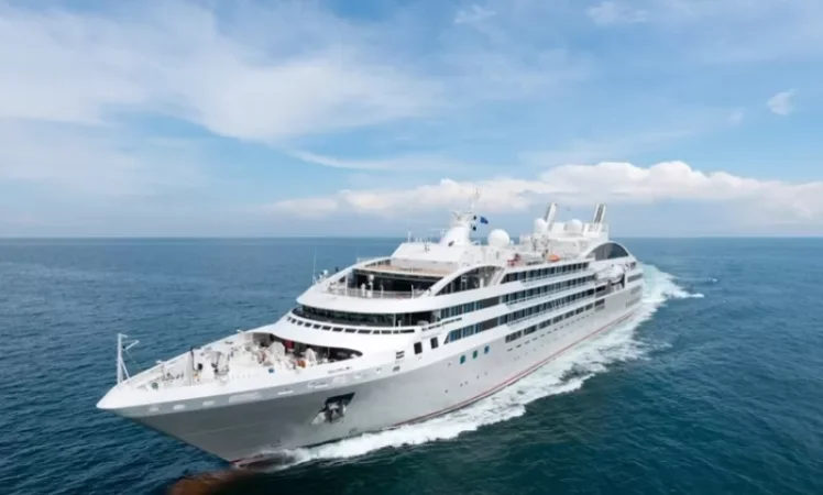 Վաճառվում է բարձրաստիճան հյուրերի համար նախատեսված զբոսանավը