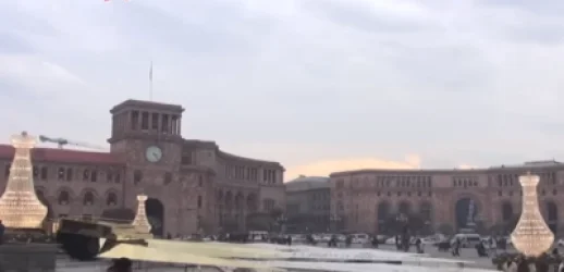 79 միլիոն դրամ՝ Հանրապետության հրապարակի շատրվանների 3 ջահի ձևավորման համար. «Ժողովուրդ»