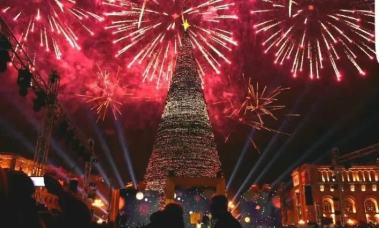 Հրապարակվել է Ամանորի և Սուրբ ծննդյան արարողությունների ժամանակացույցը